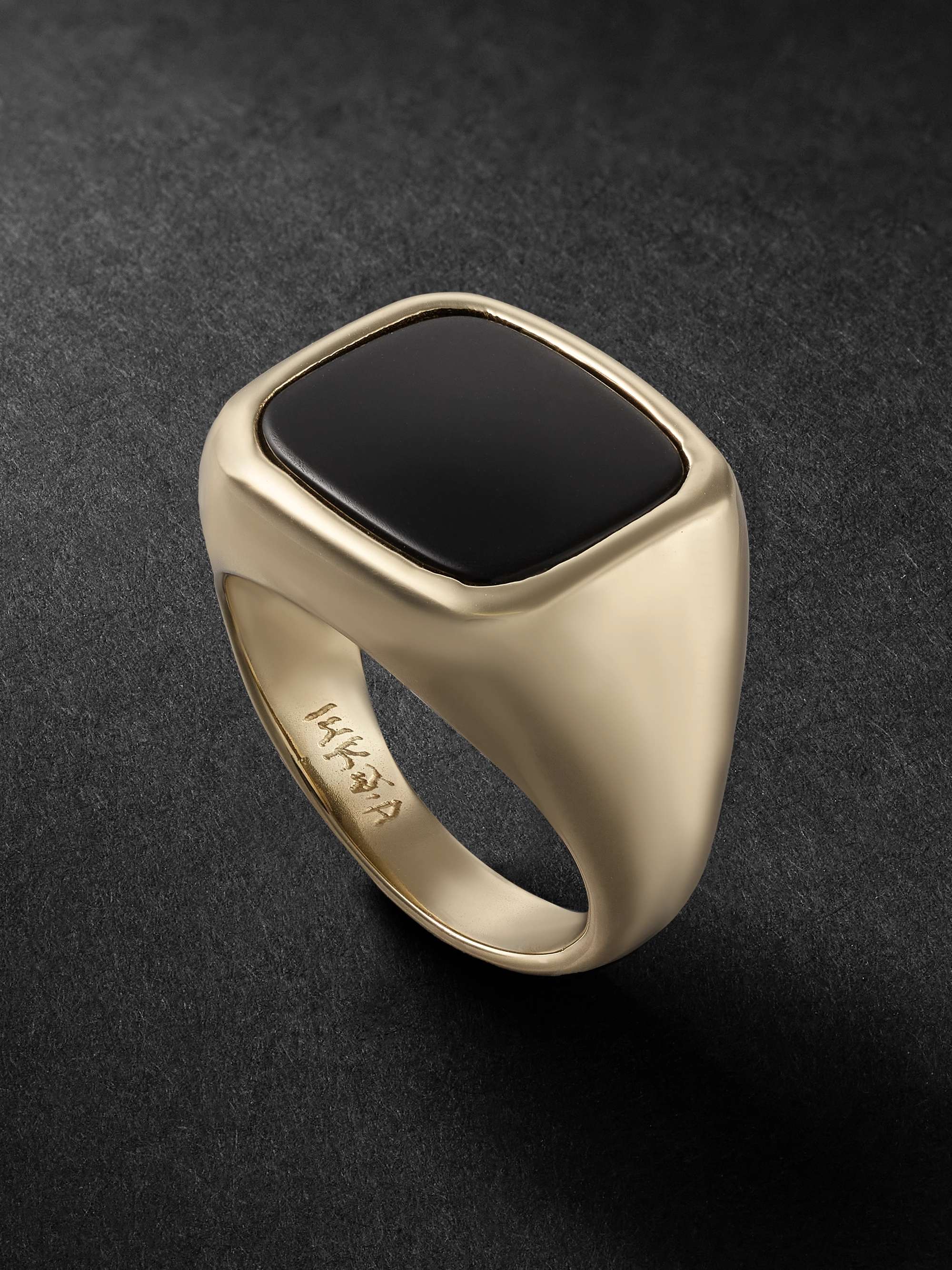 JACQUIE AICHE Gold Onyx Signet Ring for Men | MR PORTER