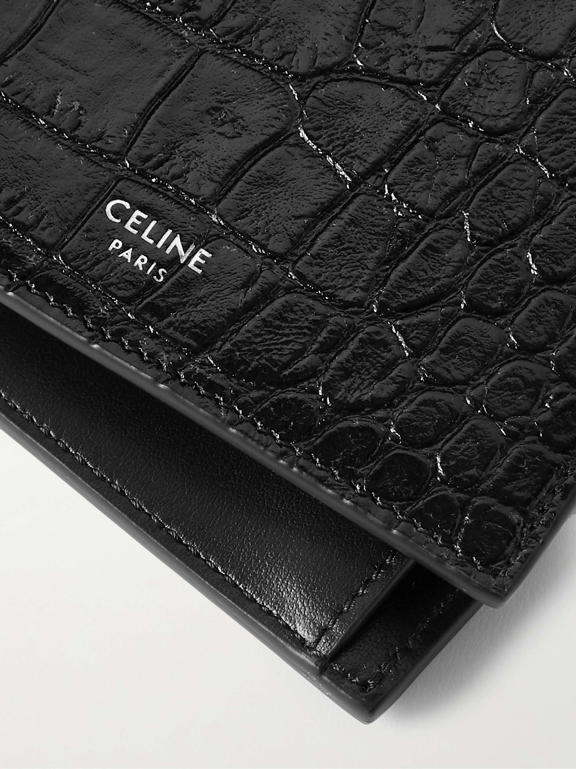 CELINE HOMME Aufklappbares Portemonnaie aus Leder mit Krokodileffekt und Logoprint