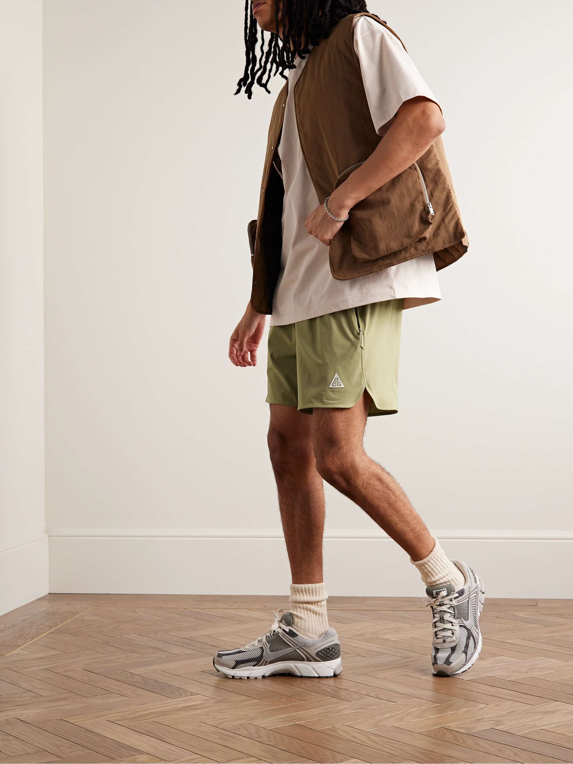 NIKE ACG New Sands Straight-Leg Stretch-Shell Shorts for Men | MR PORTER