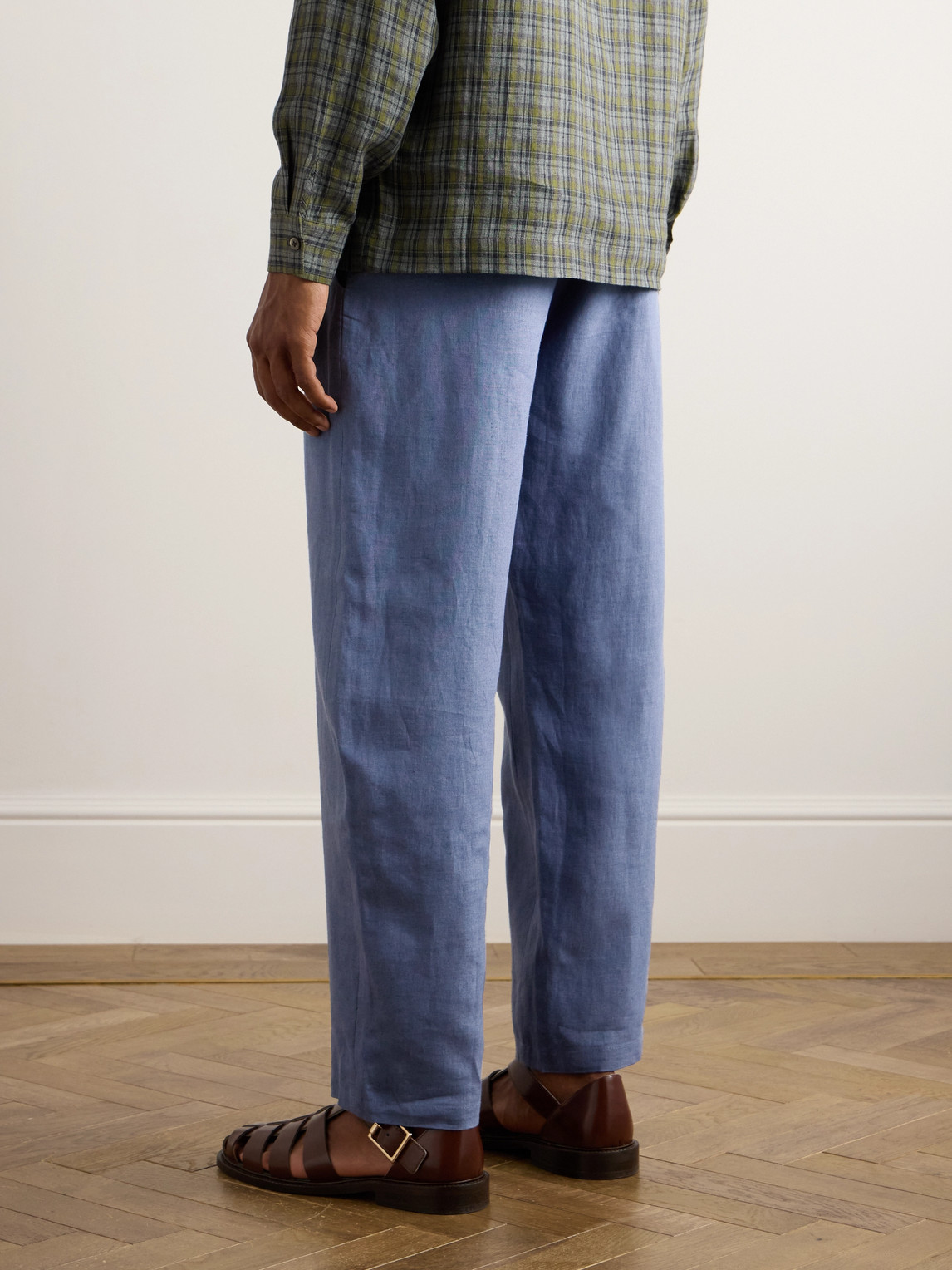 Shop De Bonne Facture Straight-leg Linen Drawstring Trousers In Blue