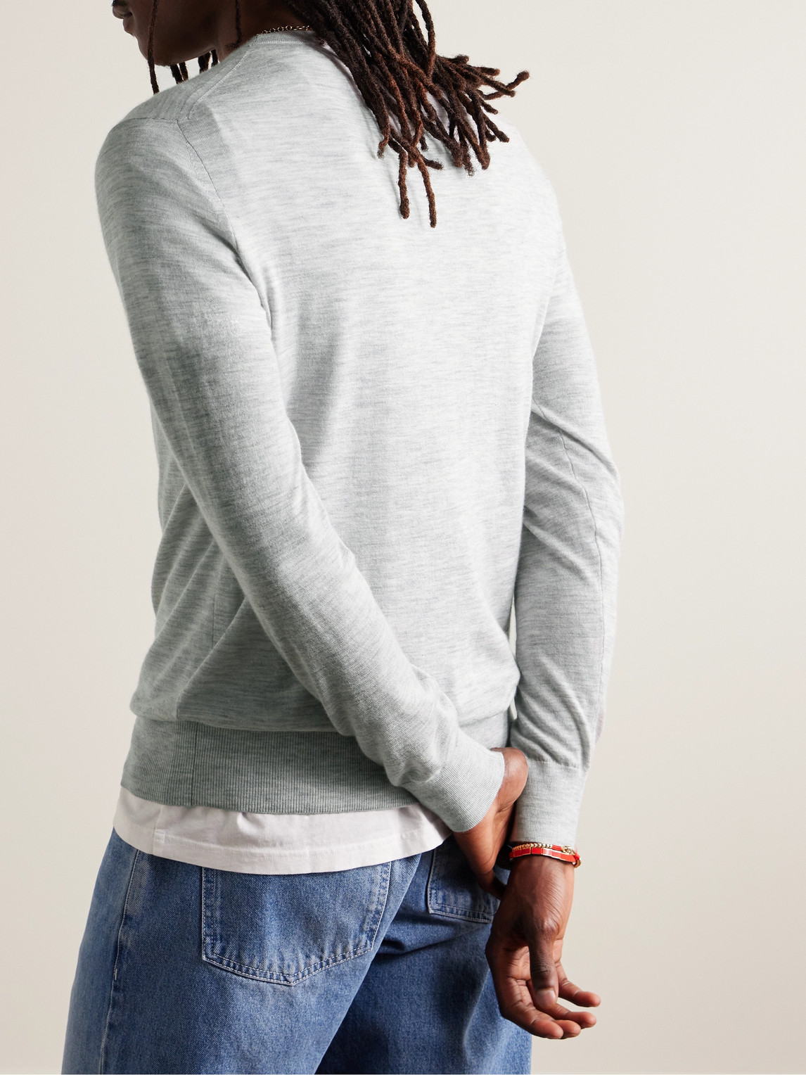 Shop Guest In Residence Airy True Slim-fit Cashmere Sweater In Gray
