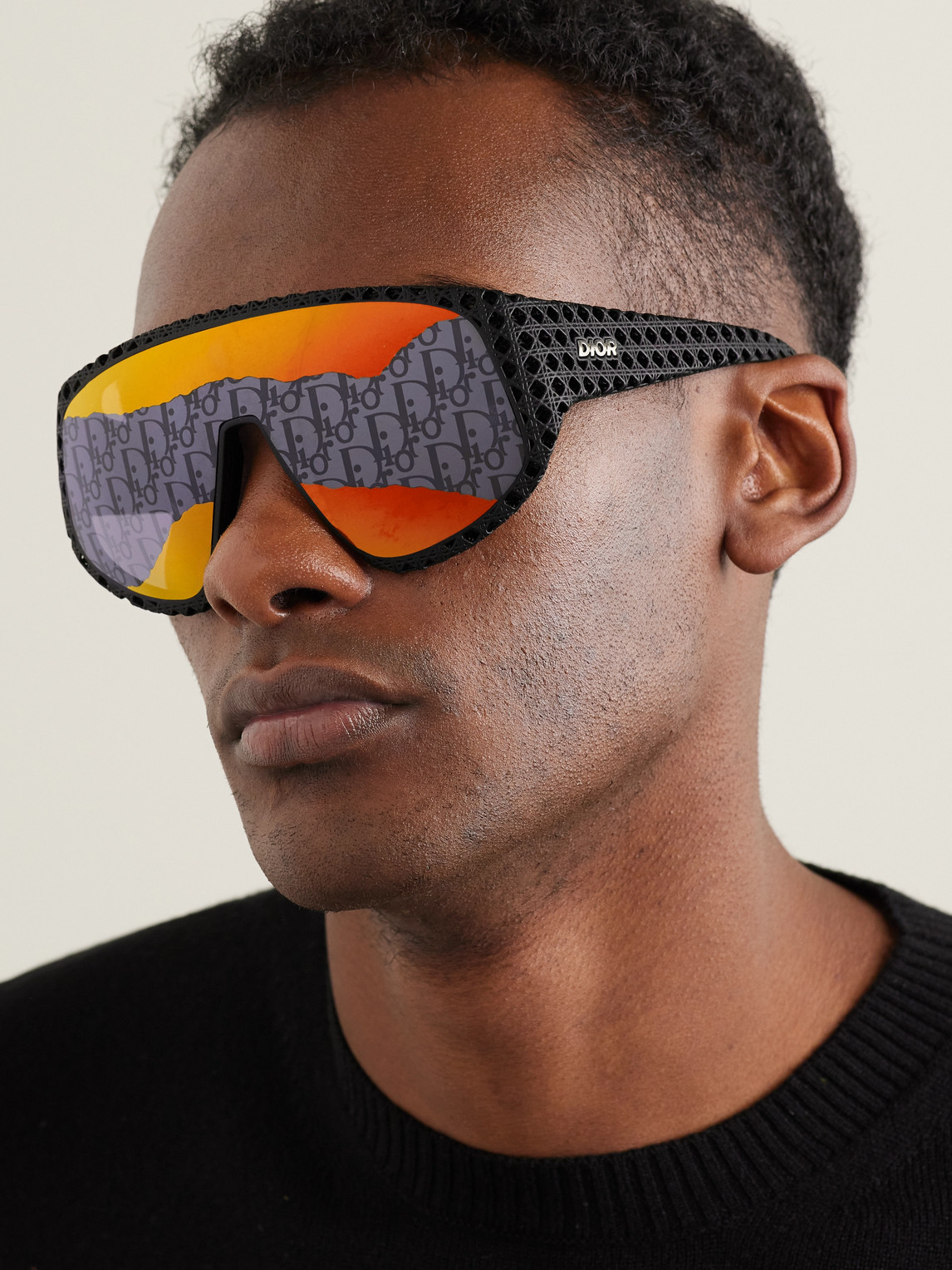 Shop Dior 3d M1u Round-frame Textured-acetate Sunglasses In Black