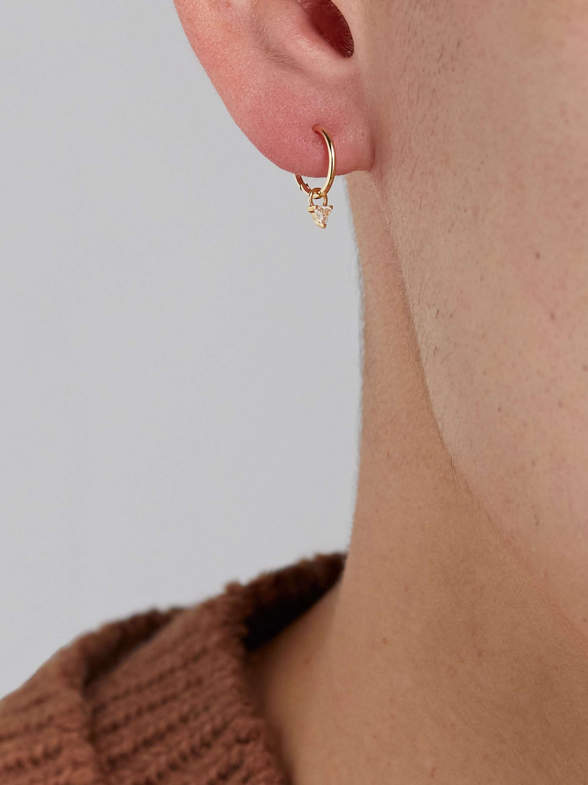 MARIA TASH Triangle 8mm 18-Karat Gold Diamond Single Hoop Earring for Men |  MR PORTER