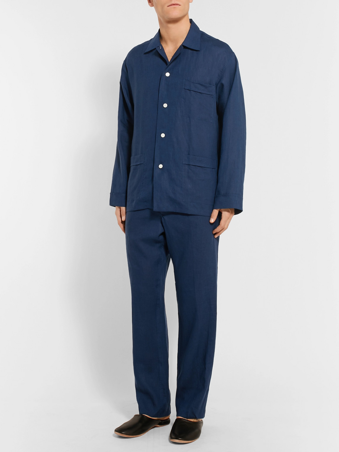 Shop Anderson & Sheppard Linen Pyjama Set In Blue