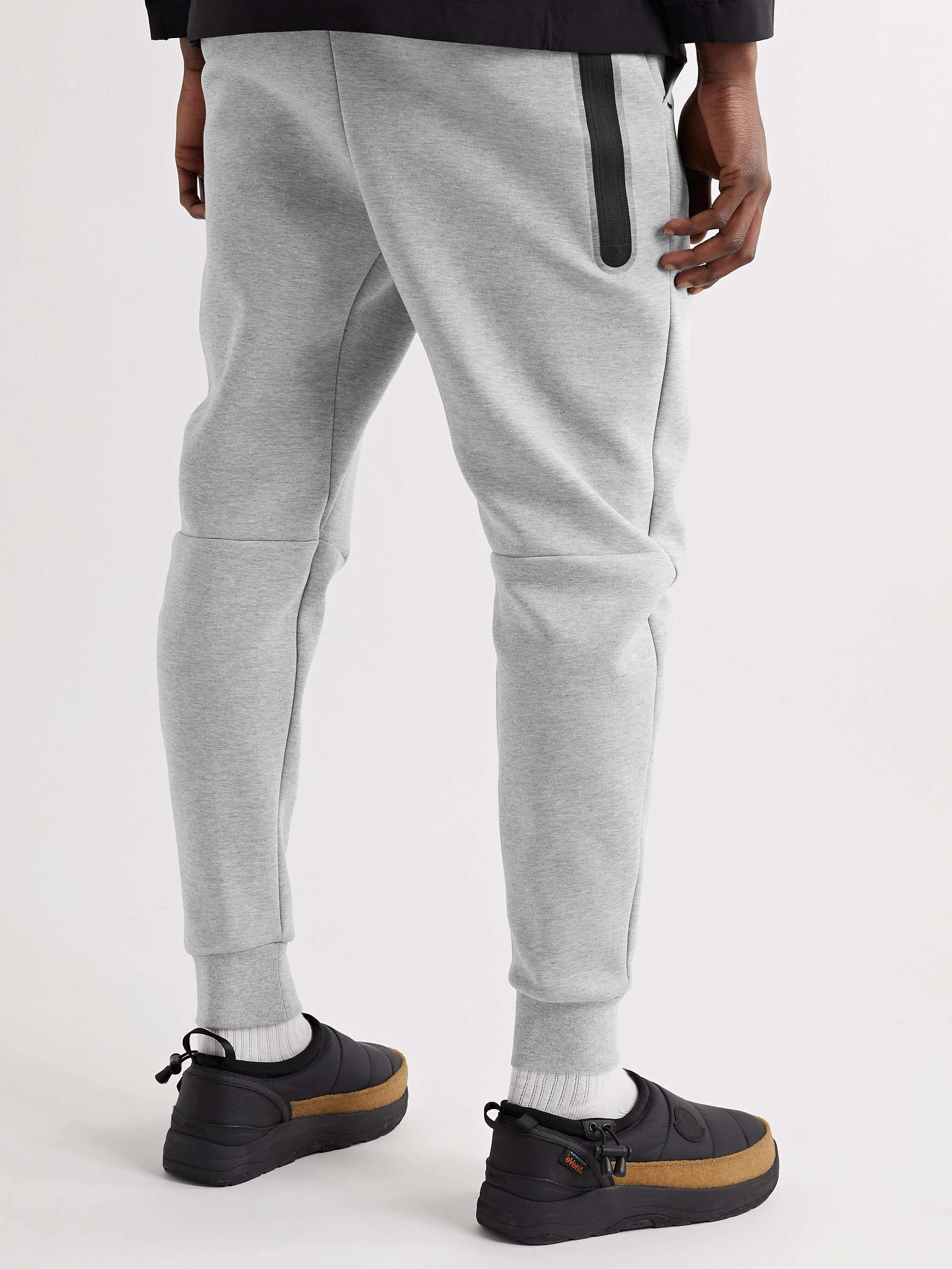 Gray Sportswear Tapered Logo-Print Cotton-Blend Tech-Fleece Sweatpants |  NIKE | MR PORTER