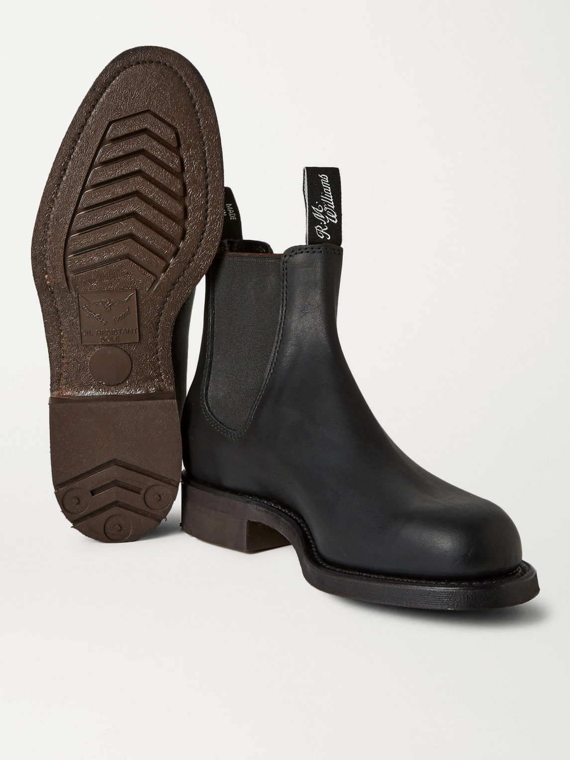 Shop R.m.williams Gardener Whole-cut Leather Chelsea Boots In Black